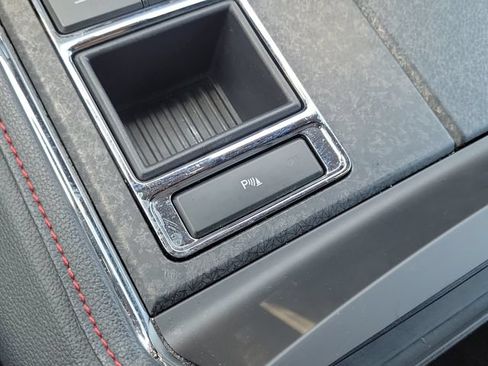Used 2023 Ford Expedition Limited RWD image 31