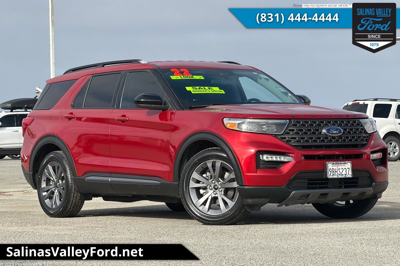 Used 2022 Ford Explorer XLT w/ Equipment Group 202A RWD image 1