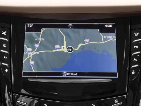 Used 2018 Cadillac Escalade Platinum image 17