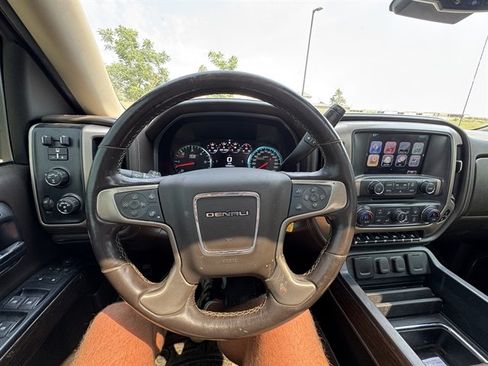 Used 2018 GMC Sierra 1500 Denali w/ Denali Ultimate Package AWD/4WD image 8