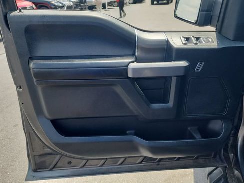 Used 2016 Ford F150 XLT w/ Equipment Group 302A Luxury AWD/4WD image 21
