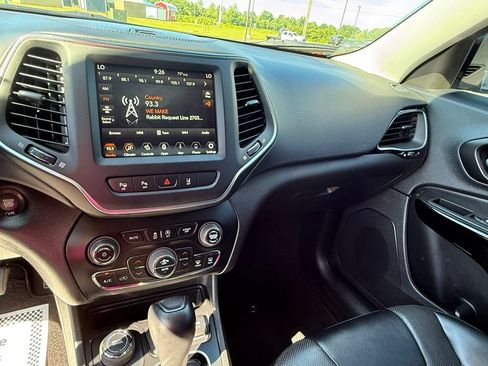 Used 2023 Jeep Cherokee Altitude Lux w/ Lux Elite Package AWD/4WD image 22