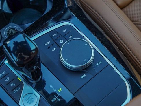 Used 2024 BMW X3 sDrive30i w/ Convenience Package image 24