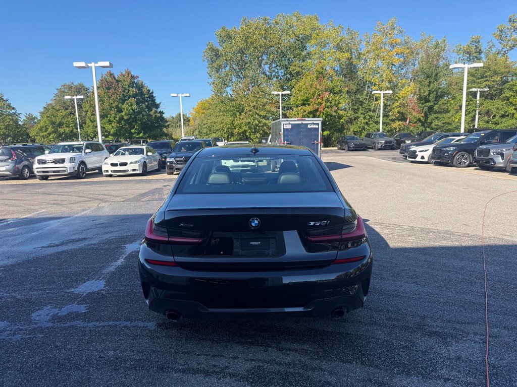 Used 2022 BMW 330i xDrive Sedan w/ M Sport Package AWD/4WD image 7