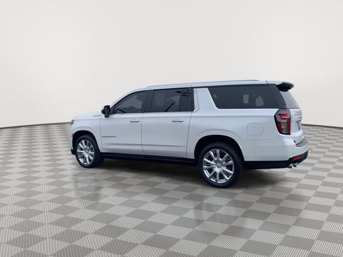 Used 2023 Chevrolet Suburban High Country w/ Premium Package 2 image 6