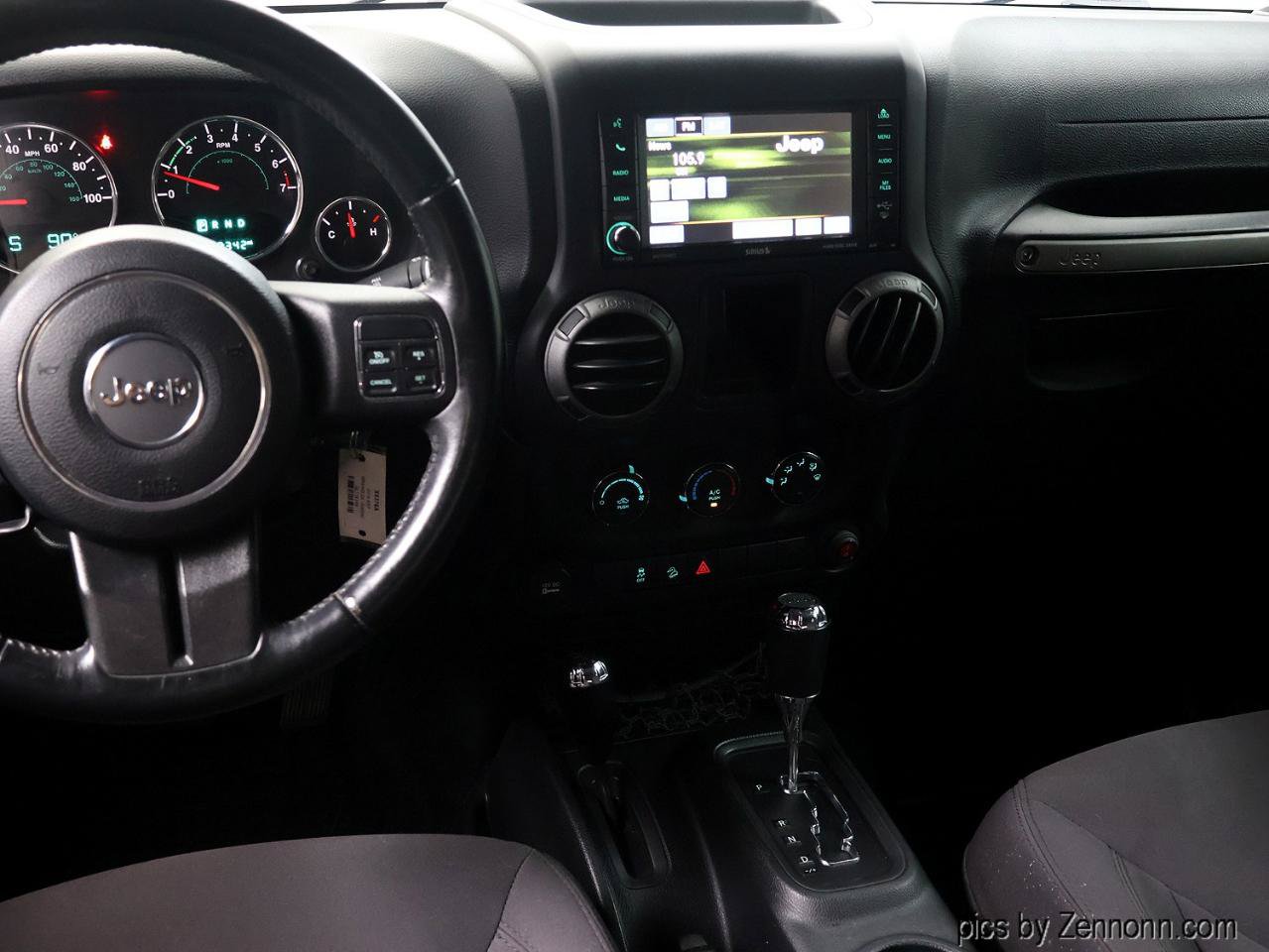 Used 2016 Jeep Wrangler Unlimited Sport w/ Connectivity Group AWD/4WD image 11