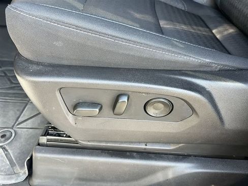 Certified 2024 Chevrolet Silverado 1500 LT image 19