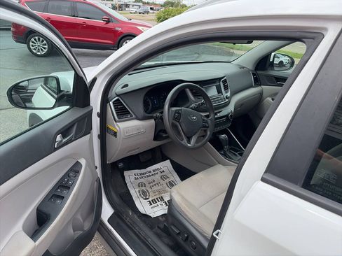 Used 2017 Hyundai Tucson SE FWD image 9