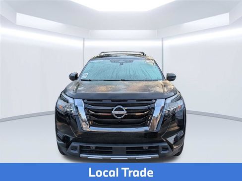 Used 2023 Nissan Pathfinder SL FWD image 9