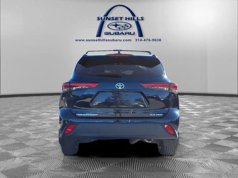 Used 2022 Toyota Highlander XLE image 23