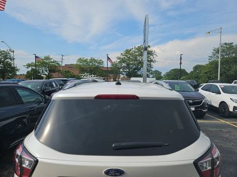 Used 2017 Ford Escape Titanium w/ Equipment Group 301A AWD/4WD image 9