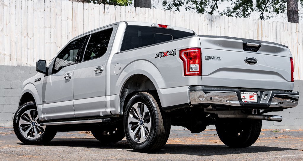 Used 2017 Ford F150 XLT w/ Equipment Group 302A Luxury AWD/4WD image 5