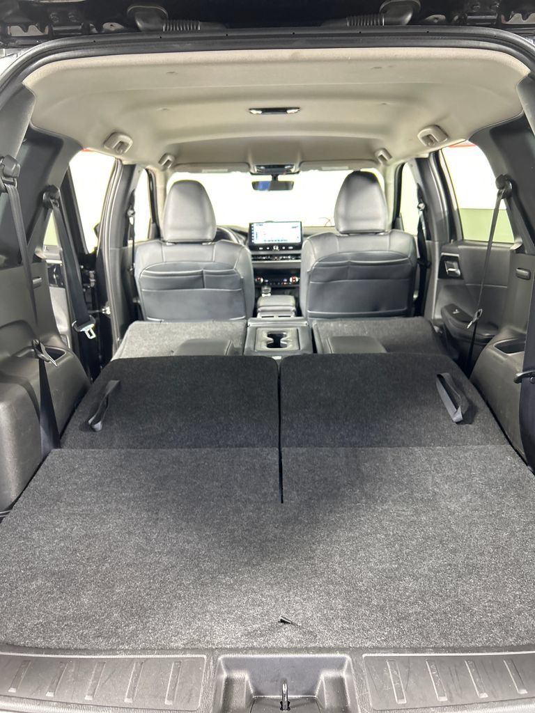 Used 2025 Mitsubishi Outlander SE AWD/4WD image 20