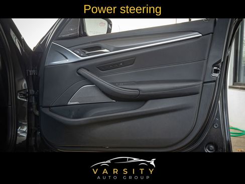 Used 2022 BMW 530i w/ M Sport Package image 28