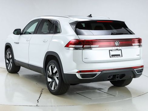 New 2026 Volkswagen Atlas Cross Sport SEL image 7