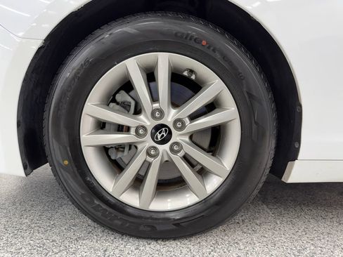 Used 2017 Hyundai Sonata SE FWD image 44