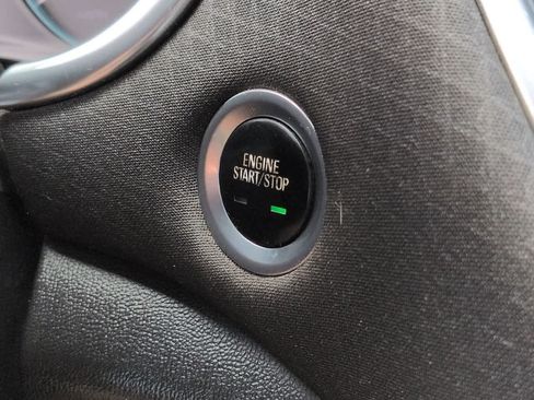 Used 2020 Chevrolet Malibu LT FWD image 27