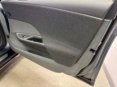 Used 2025 Lucid Air Pure RWD image 13