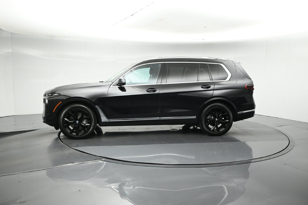 Used 2024 BMW X7 xDrive40i w/ Premium Package AWD/4WD image 6