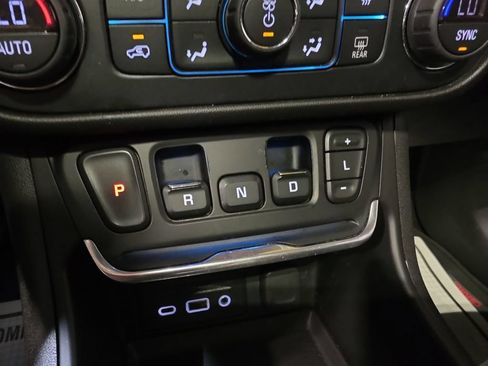 Used 2019 GMC Terrain Denali w/ Driver Alert Package II FWD image 22