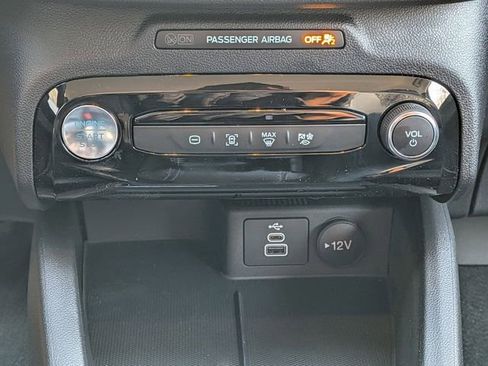 New 2026 Ford Escape SE image 17