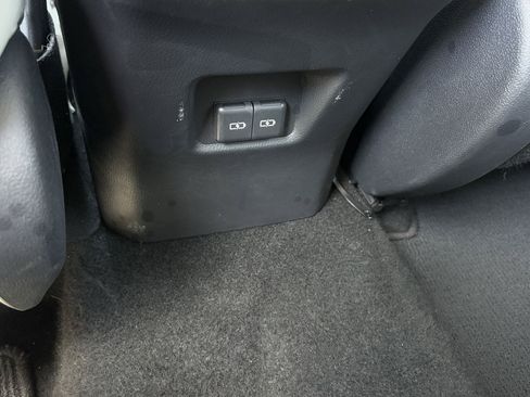Used 2025 Toyota RAV4 XLE Premium FWD image 22