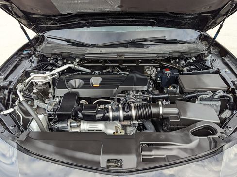 Certified 2025 Acura TLX w/ Technology Package image 31