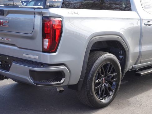 Used 2023 GMC Sierra 1500 Elevation AWD/4WD image 11