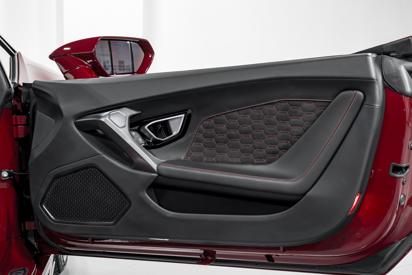 Used 2022 Lamborghini Huracan EVO RWD image 36