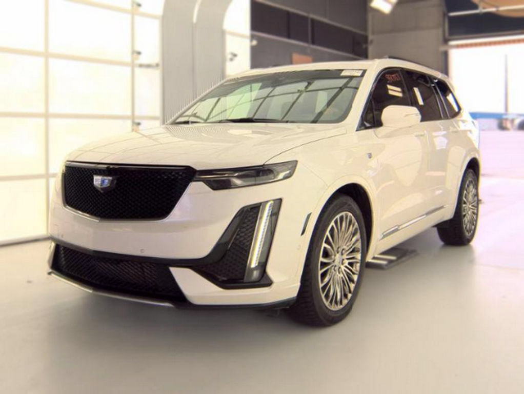 Used 2020 Cadillac XT6 Sport AWD/4WD image 2