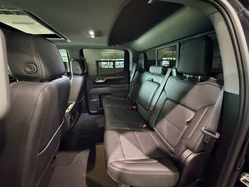 Used 2025 GMC Sierra 1500 Denali w/ Denali Reserve Package AWD/4WD image 17
