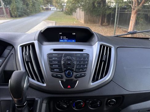 Used 2019 Ford Transit 150 XLT image 15