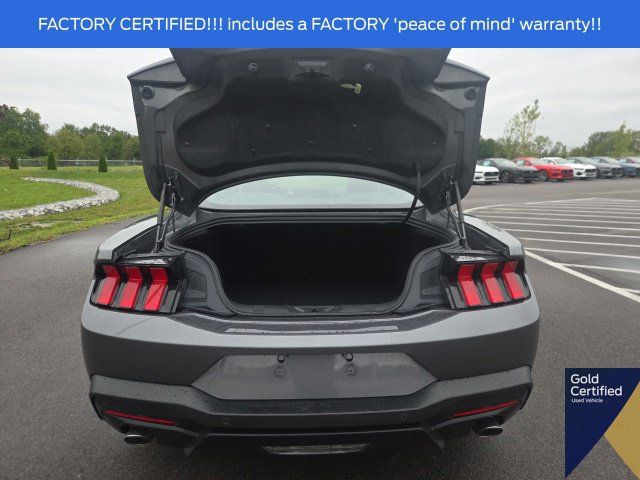Used 2026 Ford Mustang Premium RWD image 13