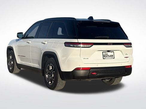 Used 2022 Jeep Grand Cherokee Trailhawk w/ Luxury Tech Group III image 4