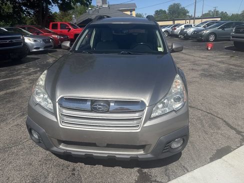 Used 2014 Subaru Outback 2.5i Premium AWD/4WD image 1