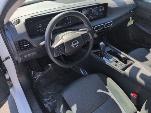 New 2026 Nissan Sentra SV w/ Floor Mat Package FWD image 2