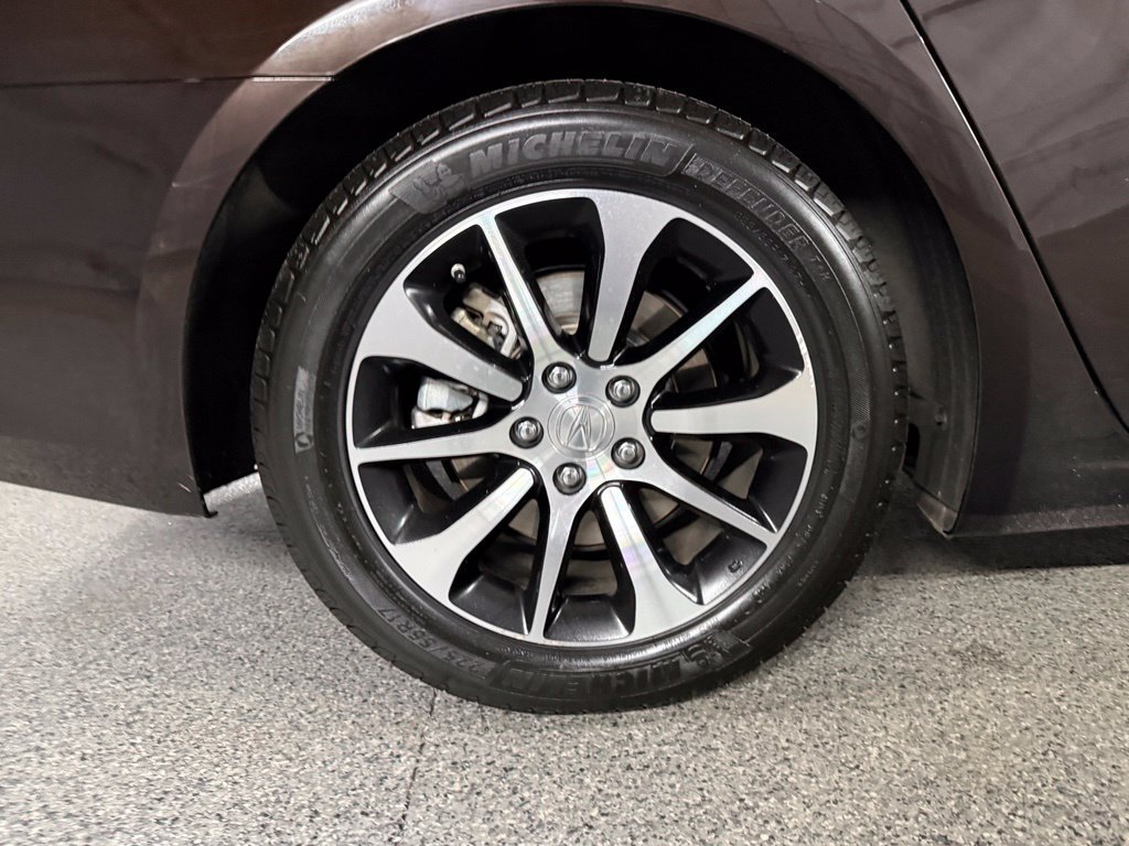 Used 2015 Acura TLX FWD image 8