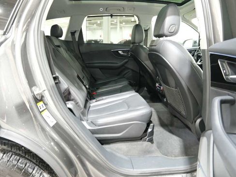 Used 2019 Audi Q7 3.0T Premium Plus w/ Premium Plus Package image 24
