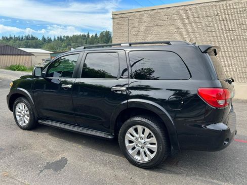 Used 2012 Toyota Sequoia Platinum AWD/4WD image 6