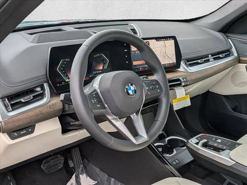 New 2026 BMW X1 xDrive28i w/ Technology Package image 3