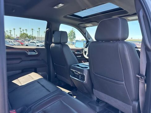 Used 2023 GMC Sierra 1500 Denali w/ Denali Reserve Package AWD/4WD image 13