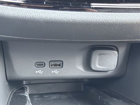 New 2026 Buick Envista Avenir FWD image 7