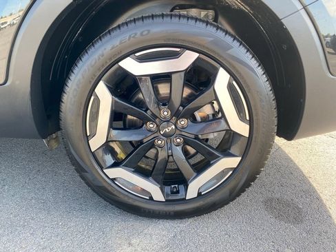 Used 2025 Kia Telluride S AWD/4WD image 33