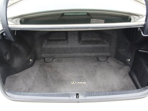 Used 2018 Lexus ES 300h image 35