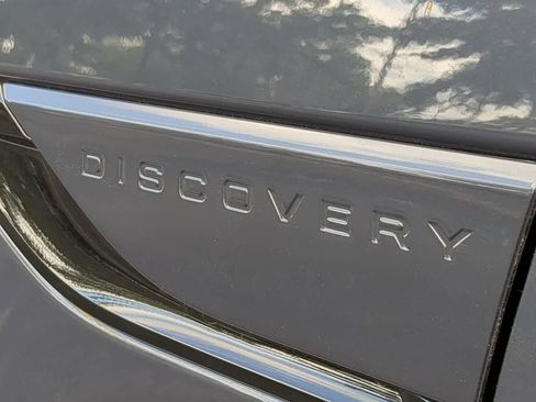 Used 2025 Land Rover Discovery Dynamic SE AWD/4WD image 13