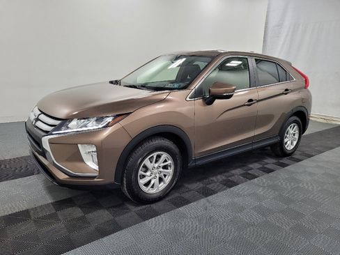 Used 2018 Mitsubishi Eclipse Cross ES image 2