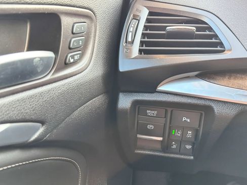 Used 2019 Acura MDX SH-AWD w/ Advance Package image 18