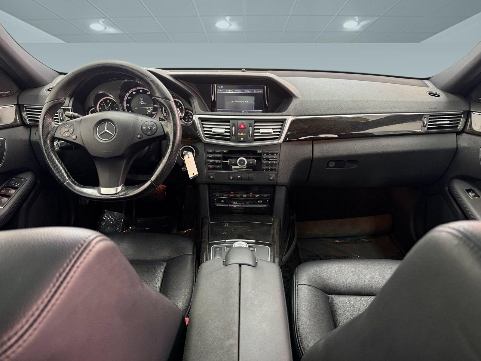 Used 2010 Mercedes-Benz E 350 Sedan image 12