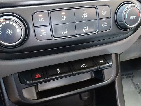 Used 2022 Chevrolet Colorado W/T w/ Custom Special Edition image 20