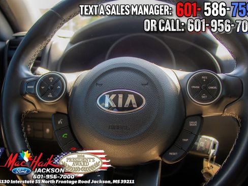 Used 2017 Kia Soul + w/ Designer's Package image 12